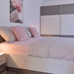 Piano Apartment